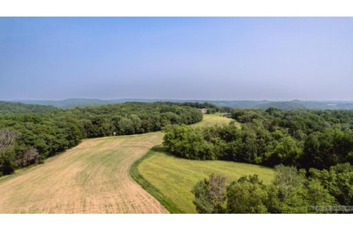 2704 County Road I, Avoca, WI 53506