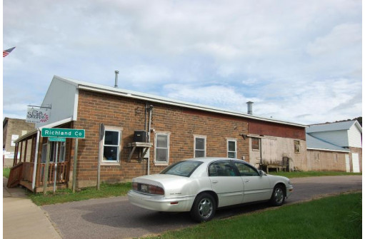 211 W Commercial Street, Viola, WI 54664