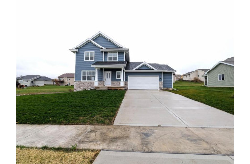 1817 St Olav Avenue, Mount Horeb, WI 53572