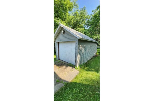 209 Oneida Street, Beaver Dam, WI 53916