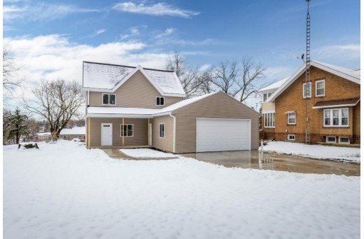 924 11th Street, Monroe, WI 53566