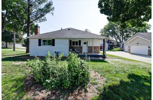 7413 Century Place, Middleton, WI 53562