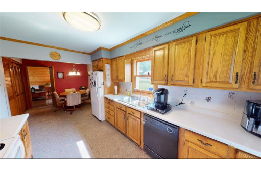 204 E Highland Street, La Farge, WI 54639