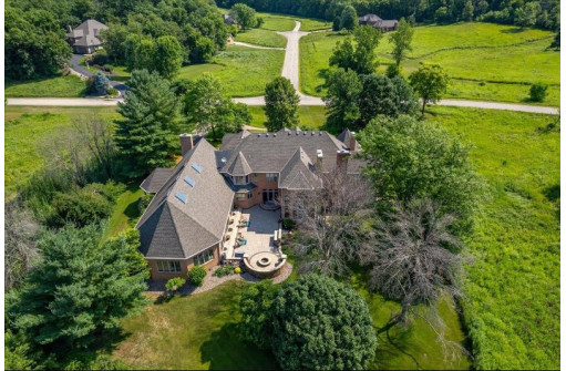 7823 Noll Valley Road, Verona, WI 53593