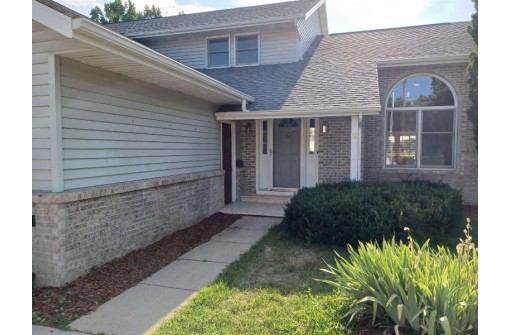 17 S 5th Street, Evansville, WI 53536