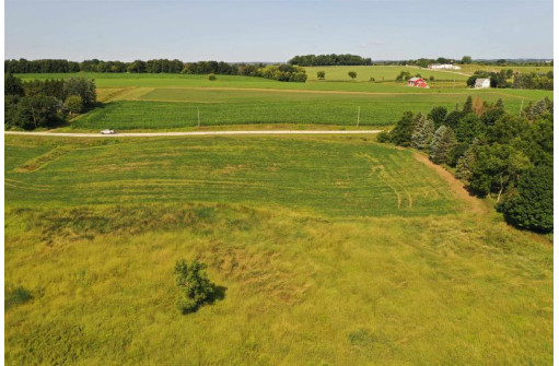 Williams Road, Hartford, WI 53027