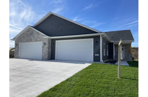 3823 Tanglewood Place, Janesville, WI 53546