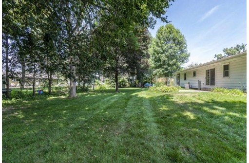 1713 Elka Lane, Madison, WI 53704