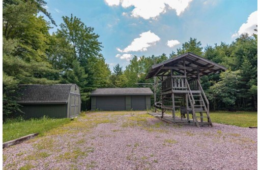 W1541 Rainbow Lane, Wisconsin Dells, WI 53965