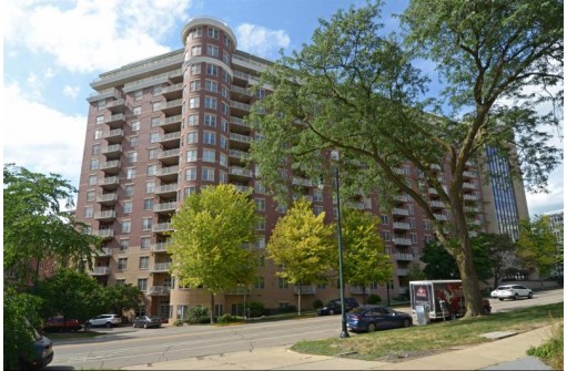 360 W Washington Avenue 1007, Madison, WI 53703