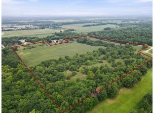 52.33 ACRES Fox Hill Road Baraboo, WI 53913