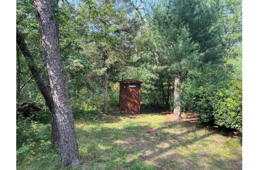 664 & 668 Meadow Lane, Nekoosa, WI 54457