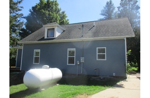 308 State Hwy 58 S, Cazenovia, WI 53924