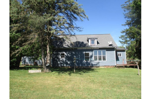 308 State Hwy 58 S, Cazenovia, WI 53924