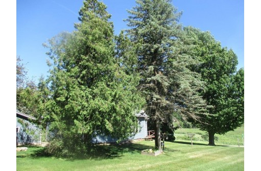 308 State Hwy 58 S, Cazenovia, WI 53924