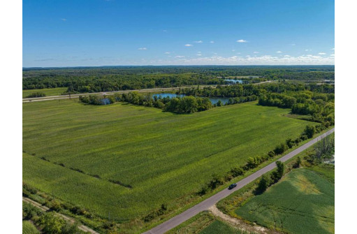 525 +/- ACRES Tritz Road, Portage, WI 53901