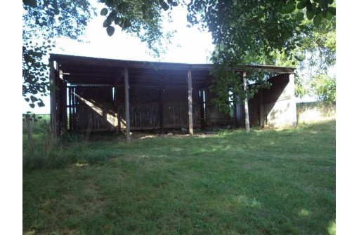 28758 County Road W, Hazel Green, WI 53811