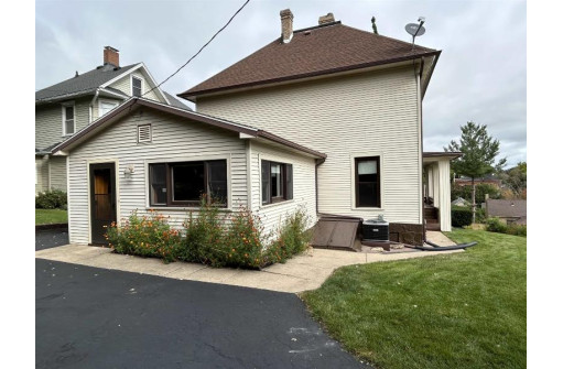 322 Maiden Street, Mineral Point, WI 53565