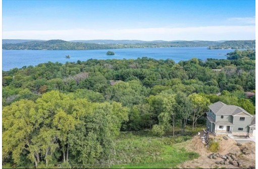 L8 Lakeview Drive, Lodi, WI 53555