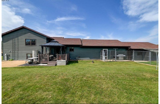 W11999 County Road D, Columbus, WI 53925