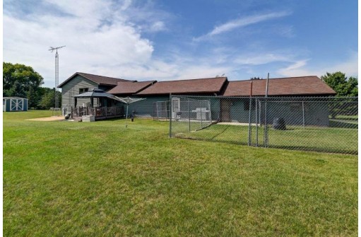 W11999 County Road D, Columbus, WI 53925