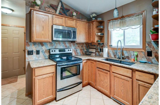 W11999 County Road D, Columbus, WI 53925