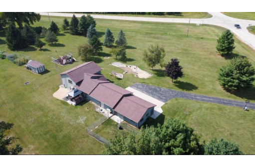 W11999 County Road D, Columbus, WI 53925