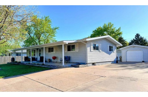 1108 S 5th Street, Prairie Du Chien, WI 53821