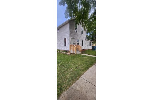 234 2nd Street, Baraboo, WI 53913