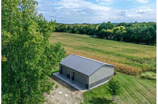 2890 Henshue Road, Madison, WI 53711