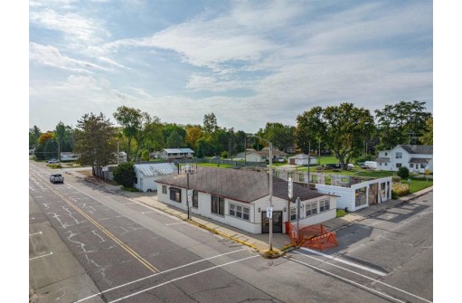 111 E Flint Street, Lyndon Station, WI 53944