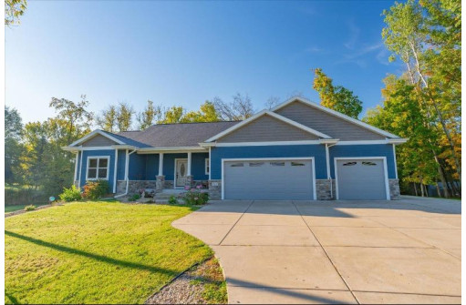 2607 Marilyn Drive, Stoughton, WI 53589