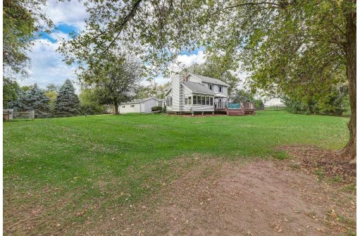 W377 County Road C, Brooklyn, WI 53521