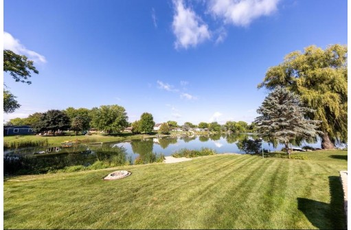 512 Dennis Drive, DeForest, WI 53532