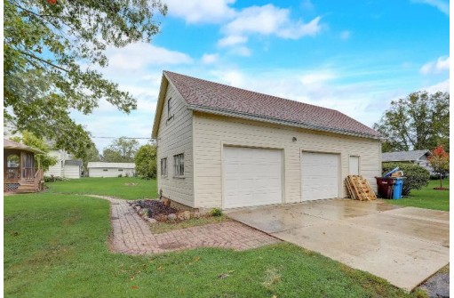 201 8th Street, Brodhead, WI 53520