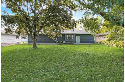 410 Summit Avenue, Sun Prairie, WI 53590