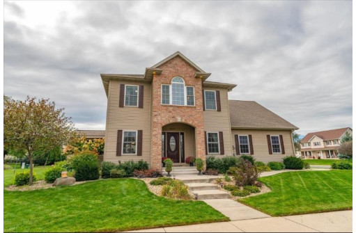 2075 Stonehaven Drive, Sun Prairie, WI 53590