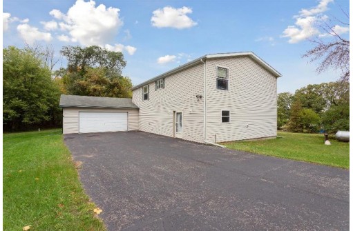 N3179 Puckaway Shores Road, Markesan, WI 53946