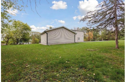 N3179 Puckaway Shores Road, Markesan, WI 53946