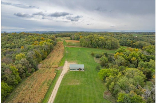 S10970 Butternut Road, Spring Green, WI 53588