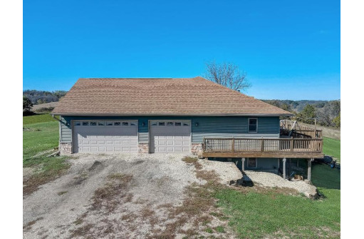 8720 W Moscow Road, Blanchardville, WI 53516