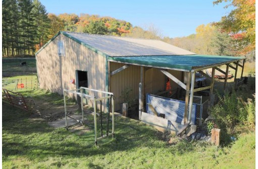 22128 County Road Dd, Richland Center, WI 53581