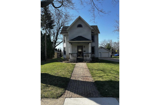 227 W Main Street, Evansville, WI 53536