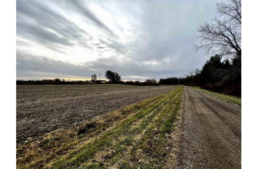 530 Edgehill Lane Lot 1, Belleville, WI 53508