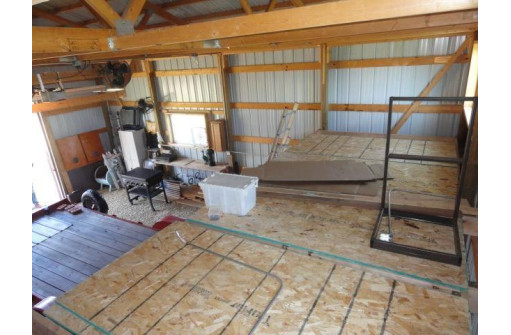 5074 Starlight Lane, Cassville, WI 53806