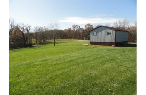 5074 Starlight Lane, Cassville, WI 53806