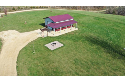 5074 Starlight Lane, Cassville, WI 53806