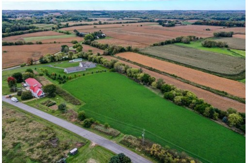 3.05 ACRES Old Deerfield Road, Deerfield, WI 53531