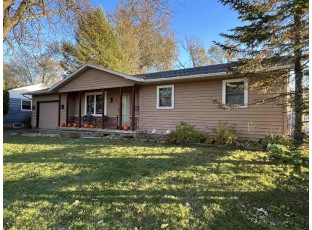 717 Lincoln Drive Sun Prairie, WI 53590