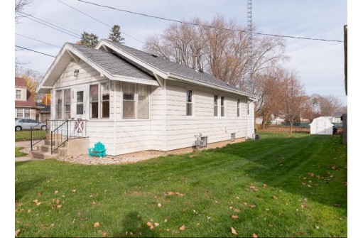 1408 N Washington Street, Janesville, WI 53548